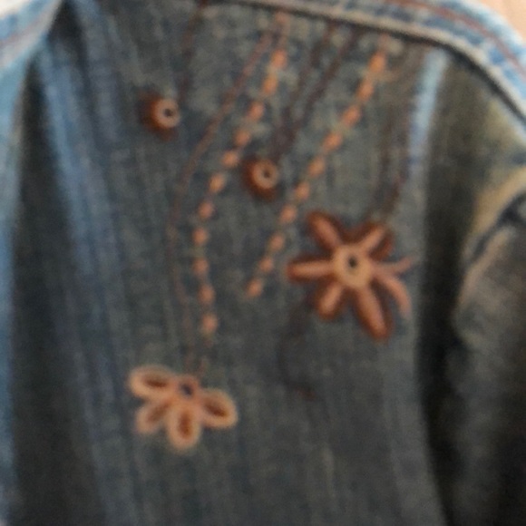 Gorgeous!  Fur trimmed jean jacket - Picture 6 of 8